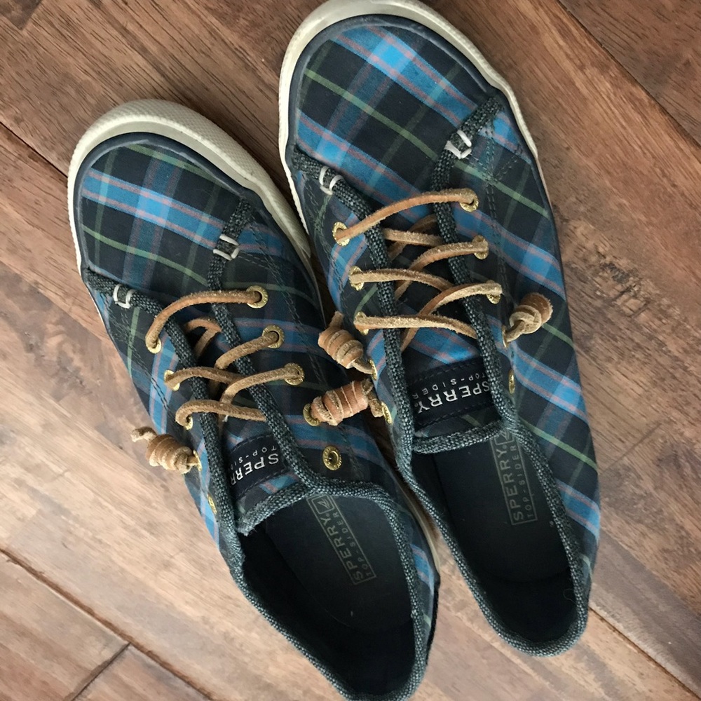 Sperry fashion sneaker